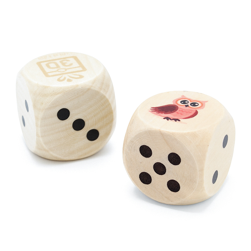 Dé en bois